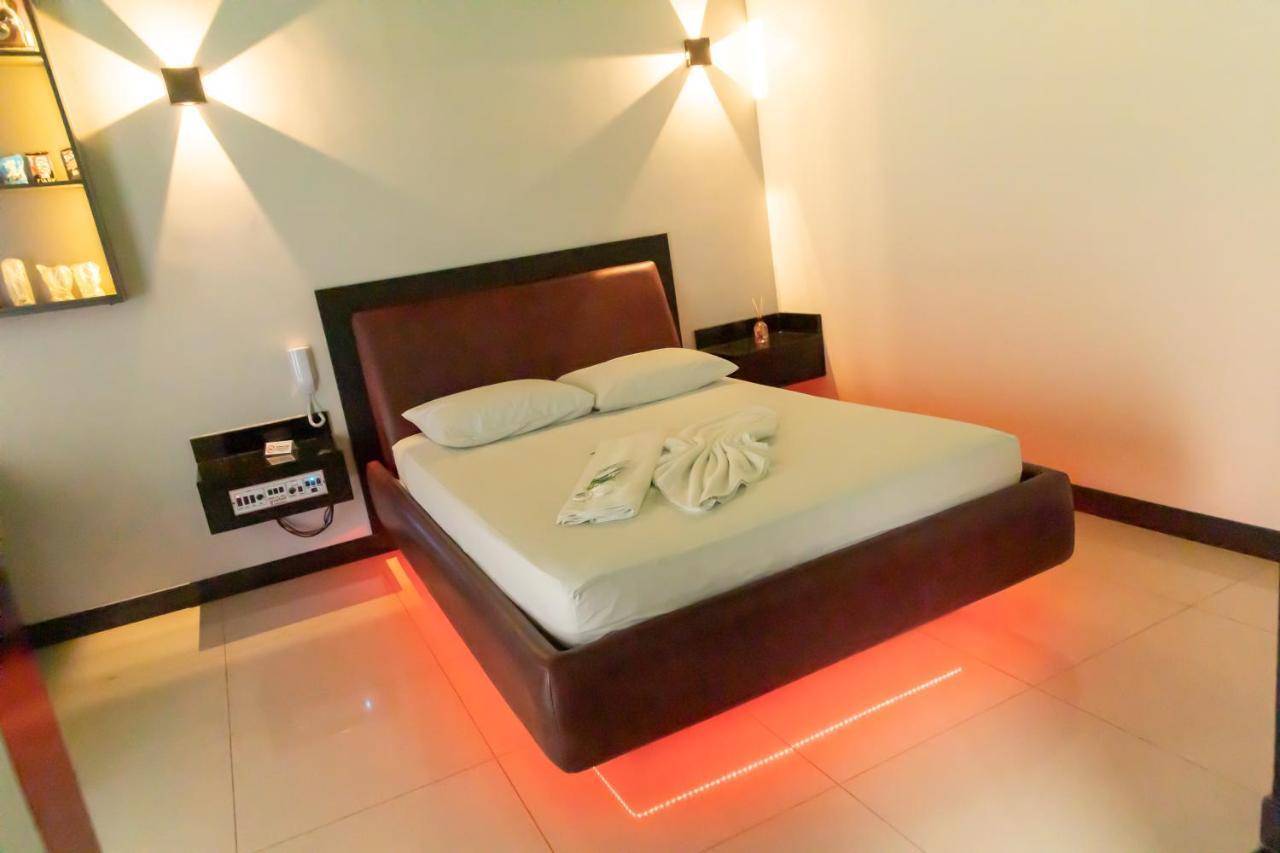 Love hotel 3 Peixinhos (adults Only) *